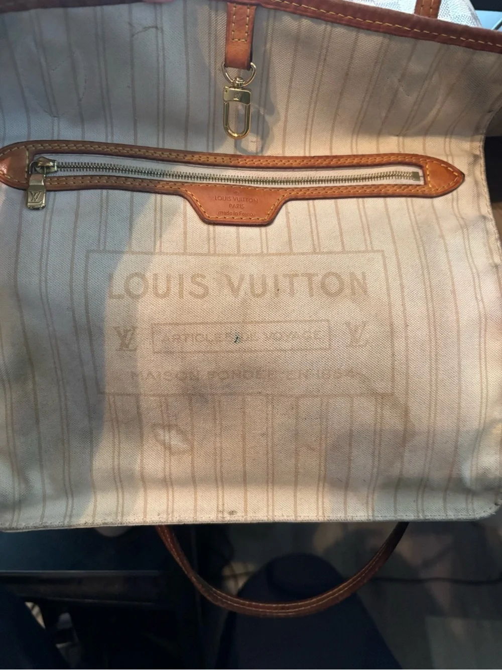 Authentic Louis Vuitton Neverfull MM – Damier Azur Canvas- please read